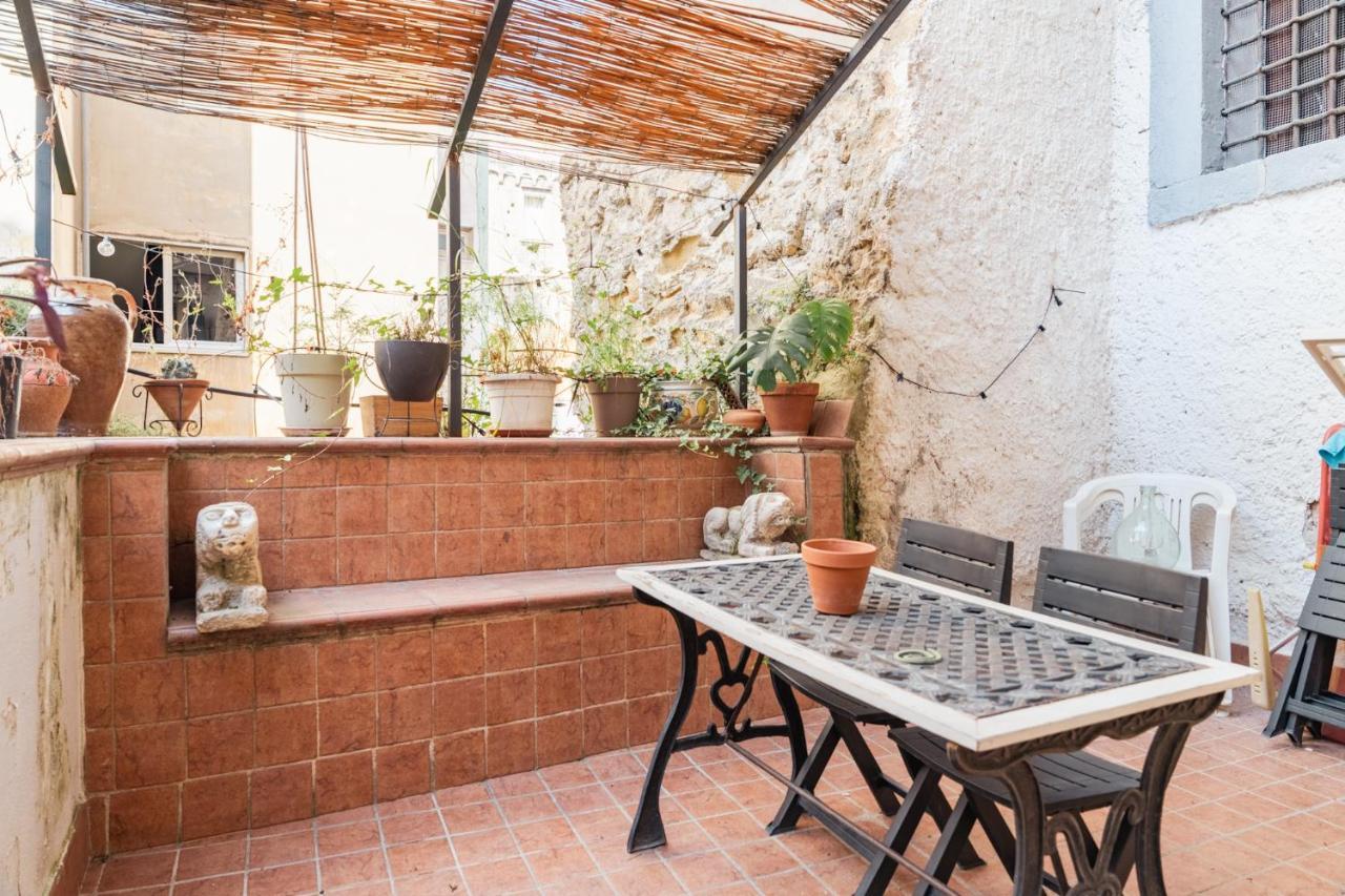 Vakantiehuis In Pieno Centro Storico Con Terrazzo “o'vicariello” Napels